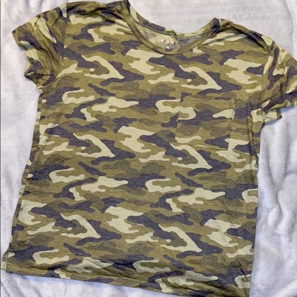 Camo Tee
